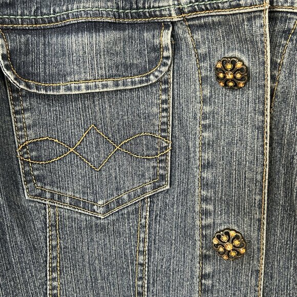 CAbi Denim Cowgirl Jacket Sz M Y2K Rivet Back Snap Front Decorative Buttons - Picture 4 of 9